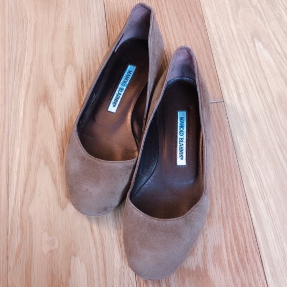 Manolo Blahnik- Brown Suede Ballet Flat Shoes